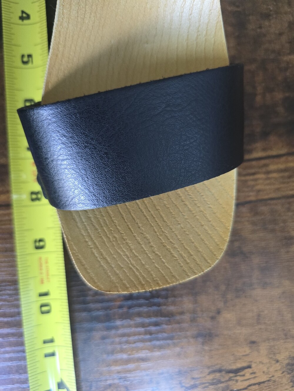 Stylish Black and Tan Wedge Sandals - Picture 13 of 13